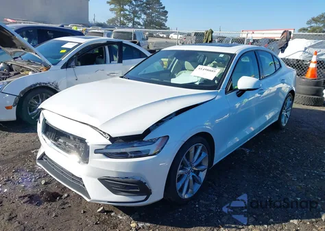 2021 Volvo S60 T5 Momentum from USA, damaged, VIN 7JR102FK8MG096290